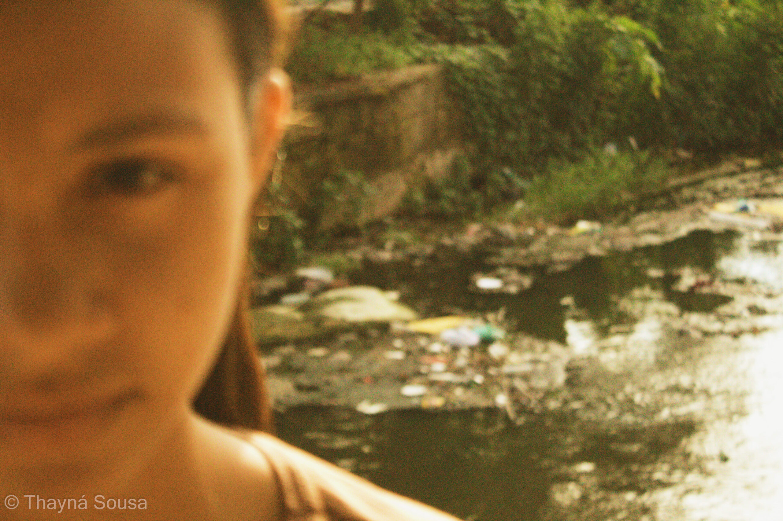 Olhar desfocado: Thayná, 2025