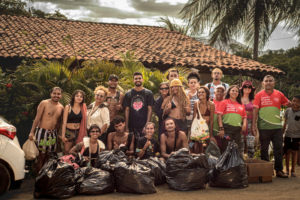 Coletivo Bom Jardim em Ação realiza “Ecofaxina Pitaguary” e mobiliza juventudes da Reaver Ceará pela proteção de território indígena